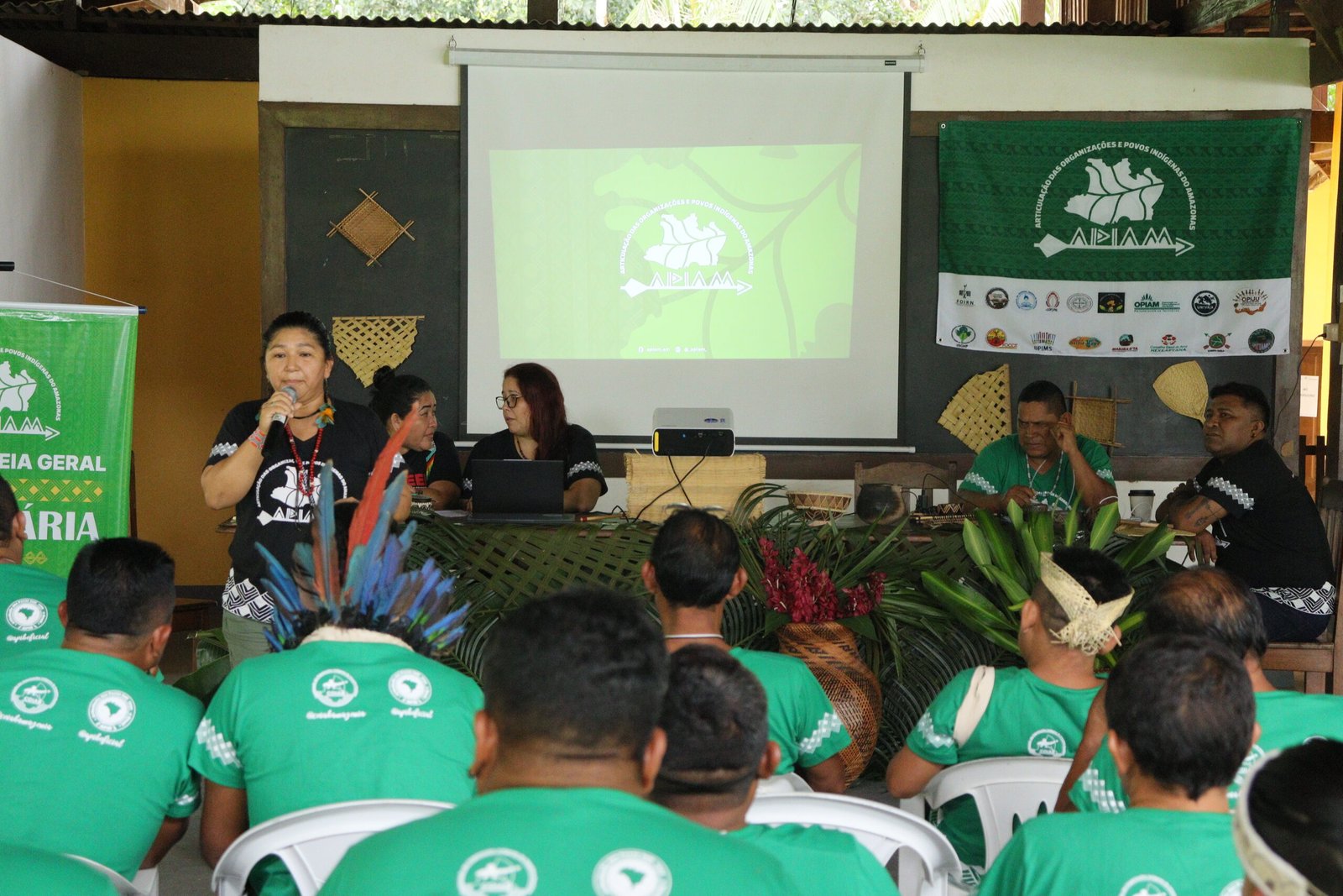 Image gallery marquee