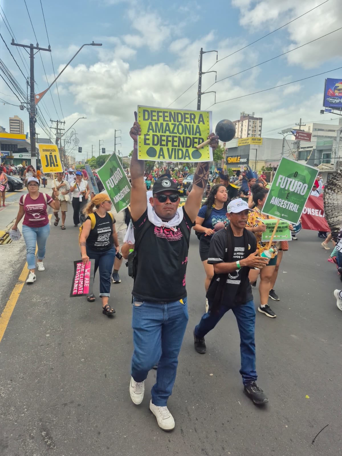 Image gallery marquee