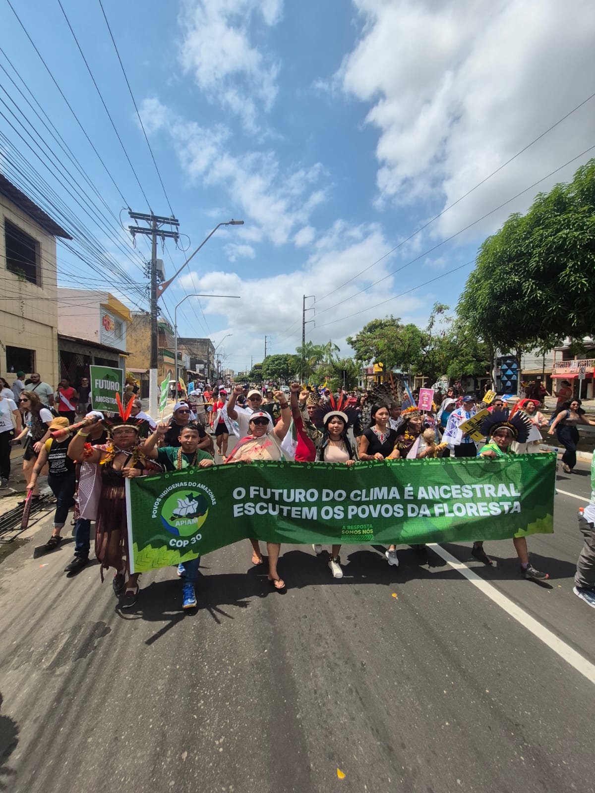 Image gallery marquee